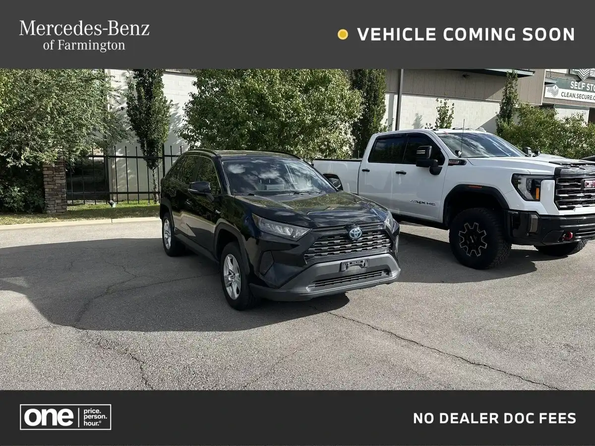 2021 Toyota RAV4 Hybrid LE AWD's photo