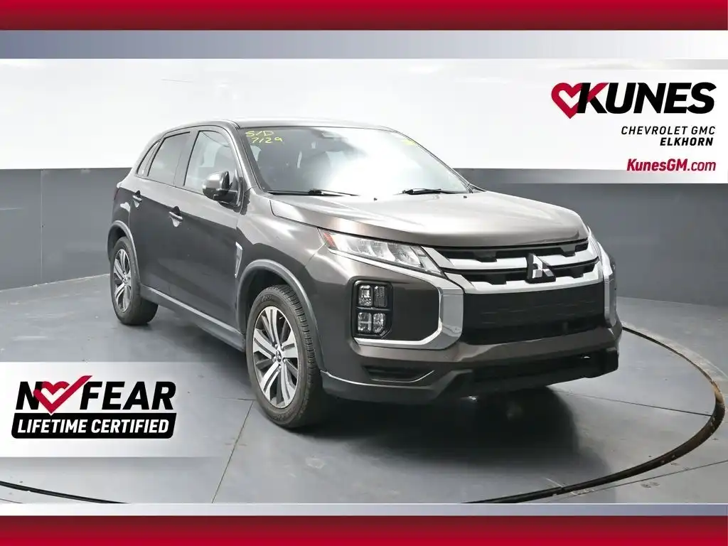 2024 Mitsubishi Outlander Sport's photo
