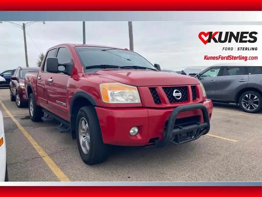 2011 Nissan Titan S 4WD Crew Cab SWB's photo