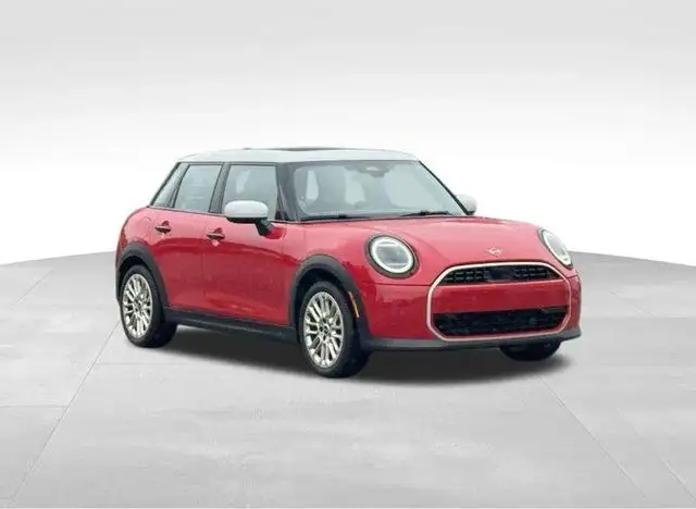 2026 MINI Hardtop's photo