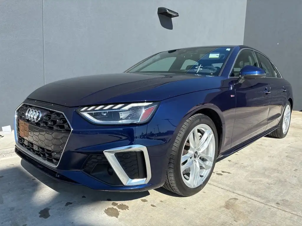 2024 Audi A4 45 TFSI Premium Plus quattro S tronic's photo