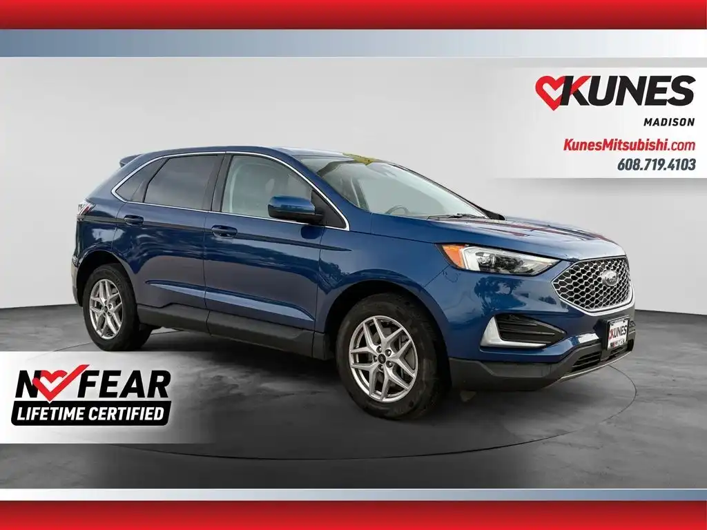 2023 Ford Edge SEL AWD's photo