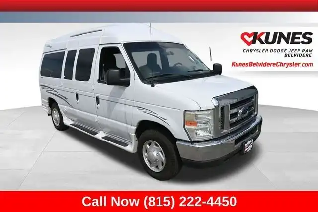 2009 Ford E-Series E-150 XLT's photo