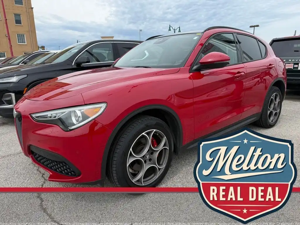 2023 Alfa Romeo Stelvio Sprint AWD's photo