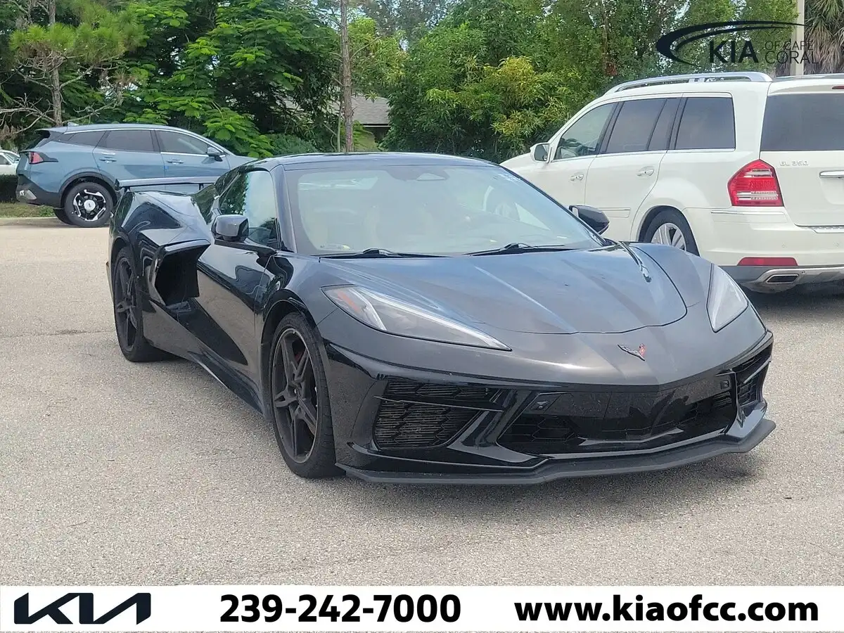 2025 Chevrolet Corvette Stingray Convertible 2LT's photo