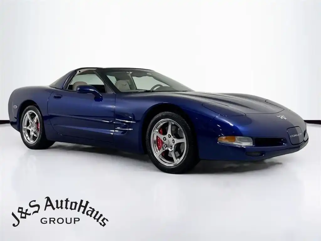 2004 Chevrolet Corvette Coupe's photo