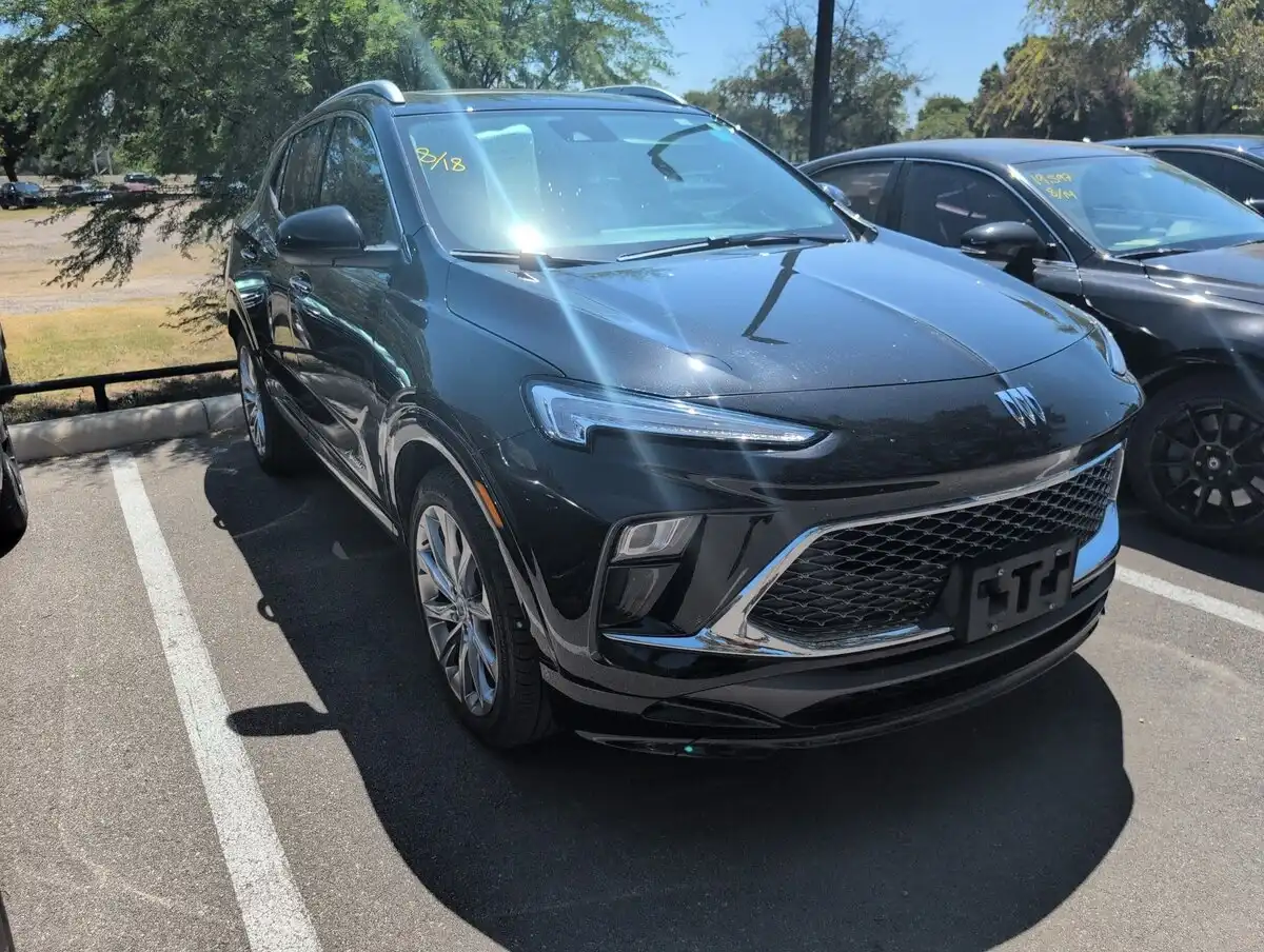 2024 Buick Encore GX Avenir's photo