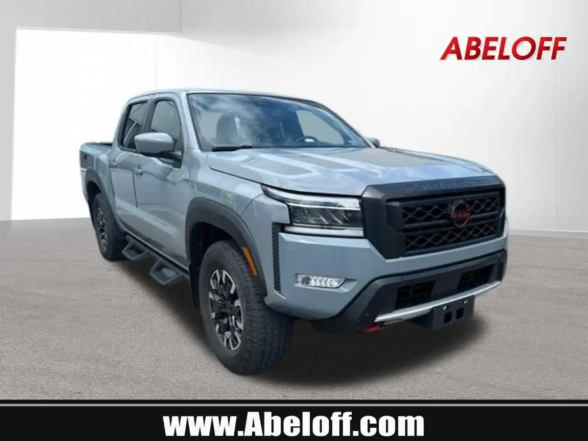 2023 Nissan Frontier PRO-4X Crew Cab 4X4's photo