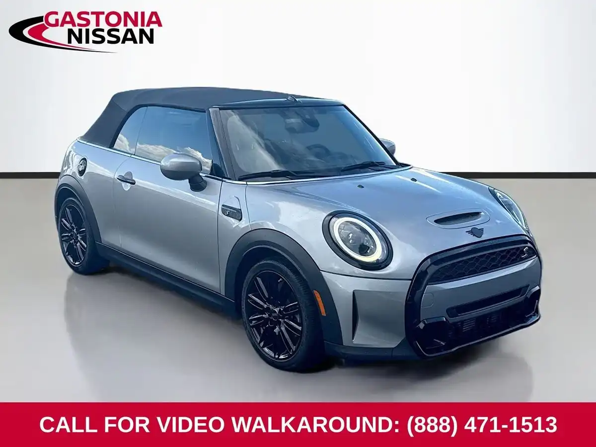2024 MINI Convertible Cooper S's photo