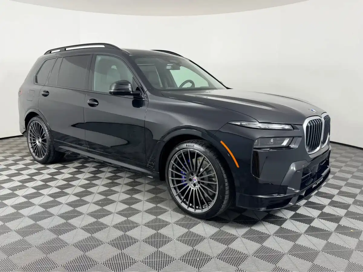 2026 BMW X7 ALPINA XB7's photo
