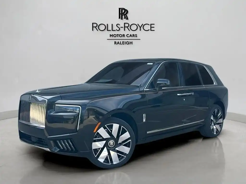 2026 Rolls-Royce Cullinan Base's photo