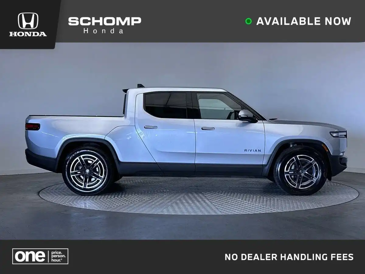 2025 Rivian R1T Adventure Dual Standard's photo