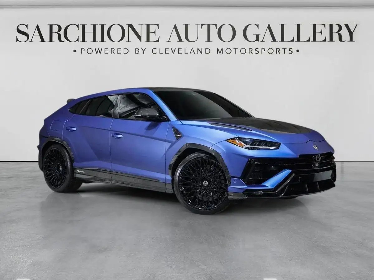 2023 Lamborghini Urus 4.0 V8 Performante's photo