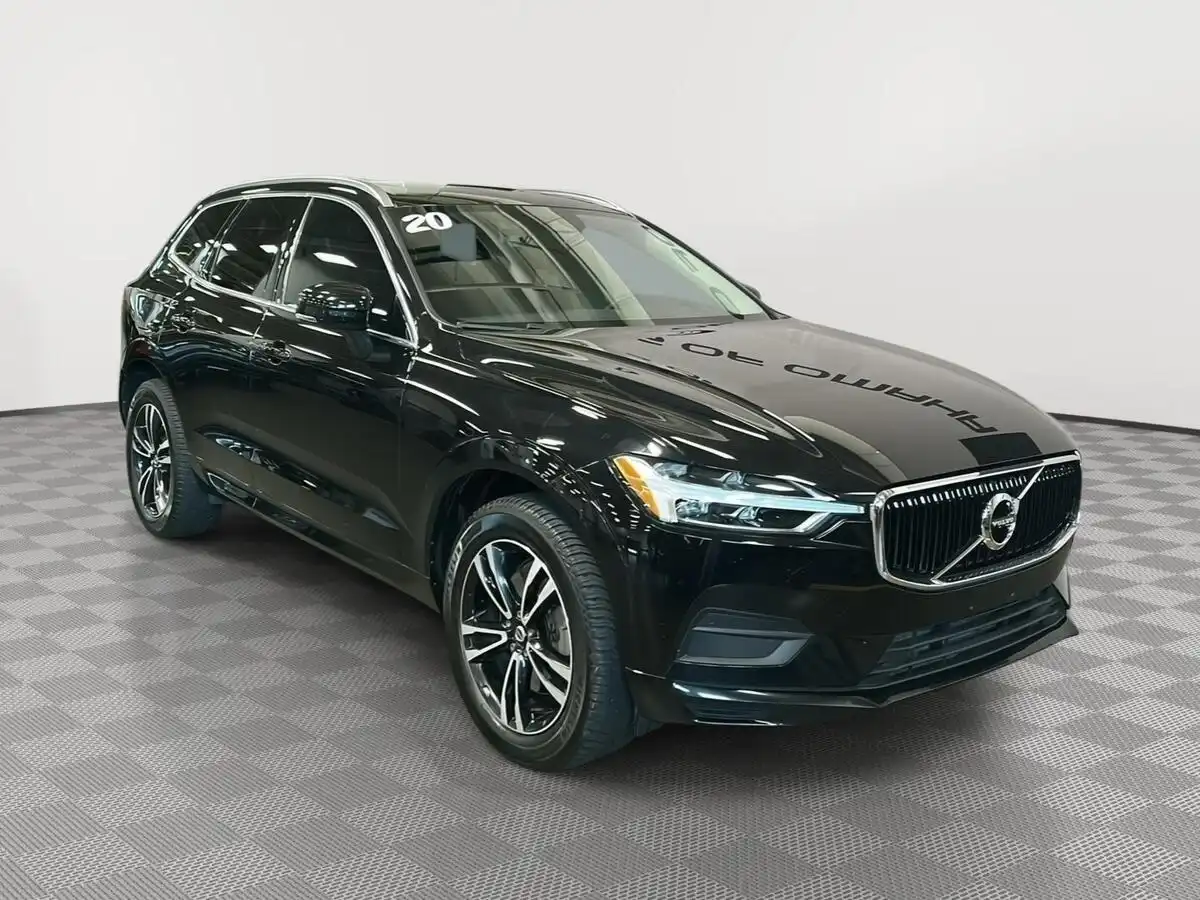 2020 Volvo XC60 T6 Momentum AWD's photo