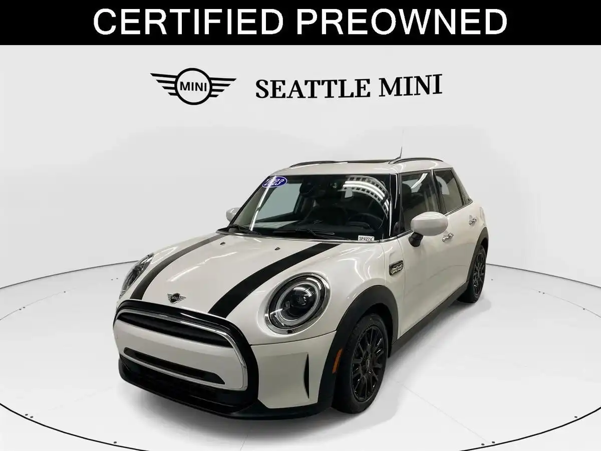 2023 MINI Hardtop Cooper's photo