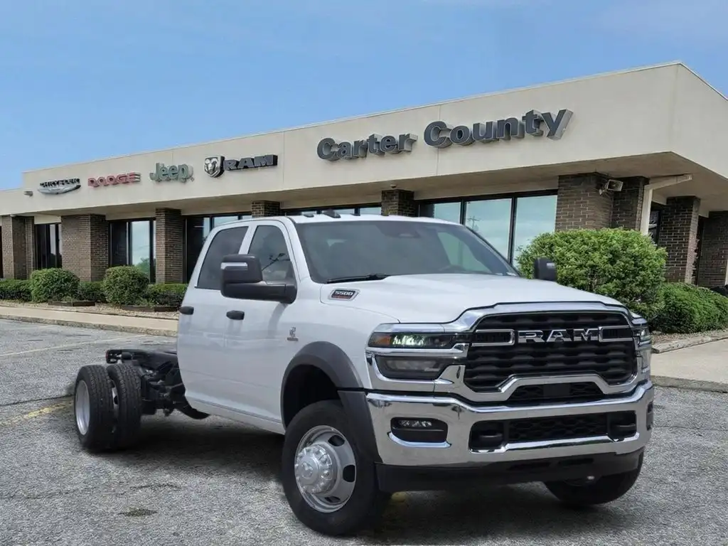 2026 RAM 5500 Big Horn 4X4 Crew Cab DRW 197" WB's photo