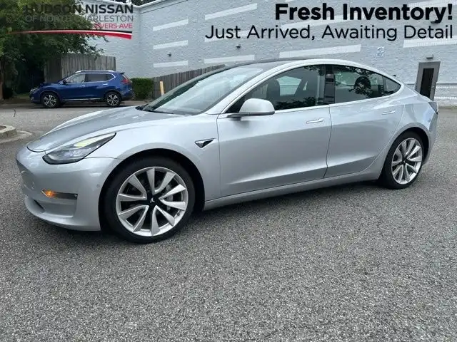 2018 Tesla Model 3's photo