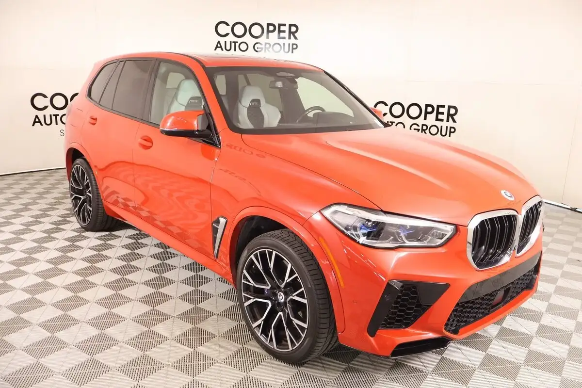 2023 BMW X5 M Base's photo