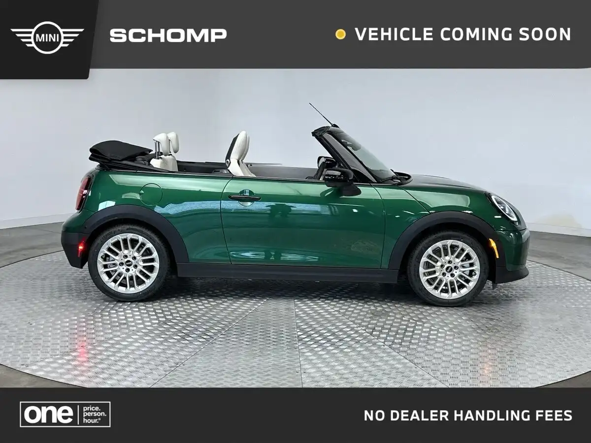 2026 MINI Convertible Cooper S Signature's photo