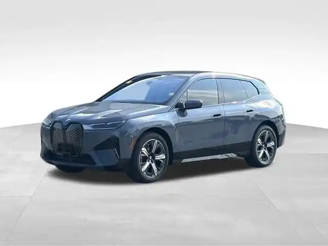 2025 BMW iX xDrive50's photo