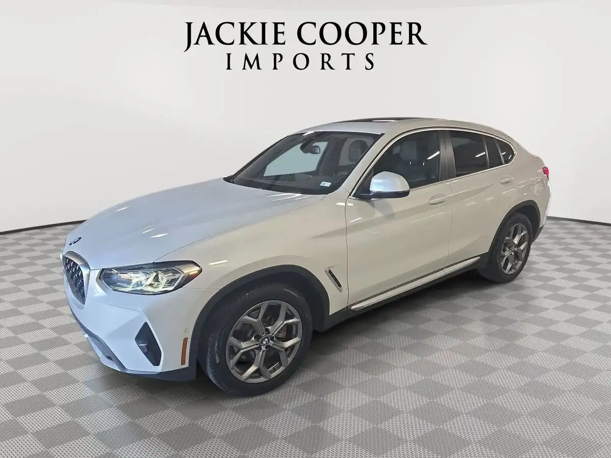 2024 BMW X4 xDrive30i's photo