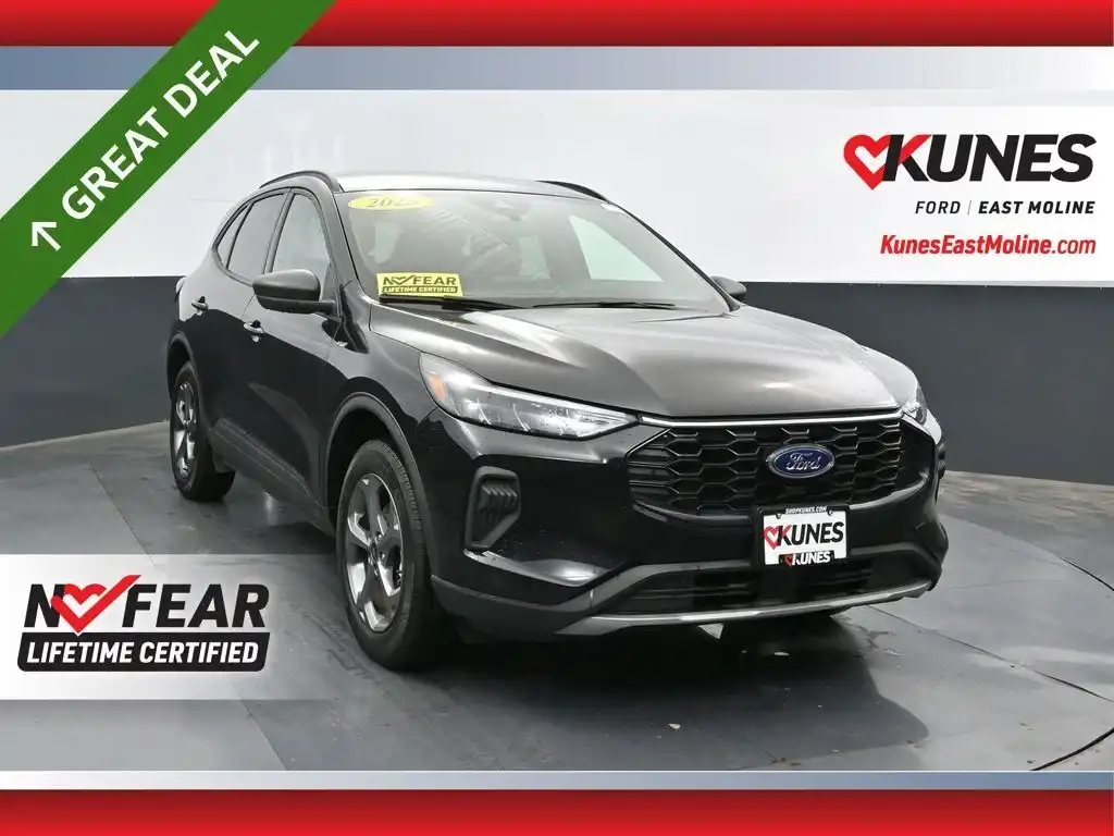 2025 Ford Escape ST-Line AWD's photo
