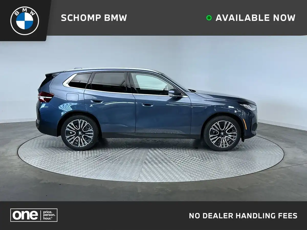 2026 BMW X3 30 XDRIVE's photo
