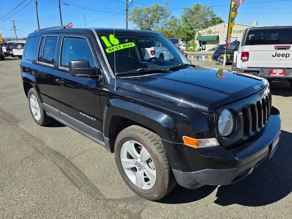 2016 Jeep Patriot Sport's photo