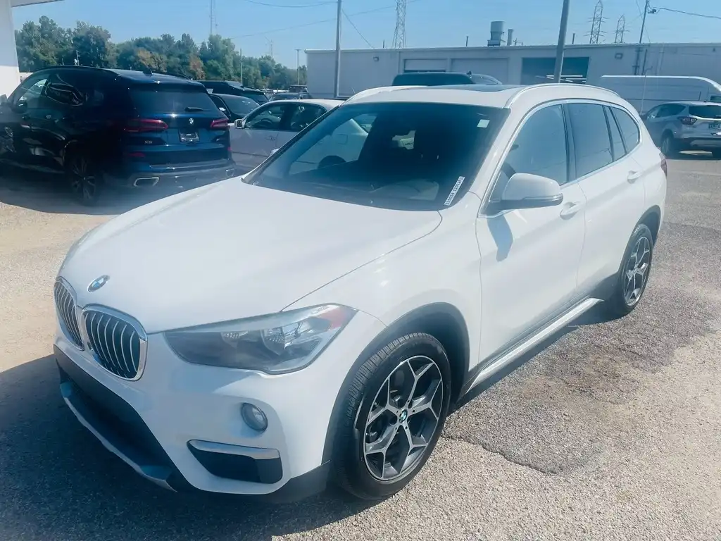 2018 BMW X1 sDrive28i's photo