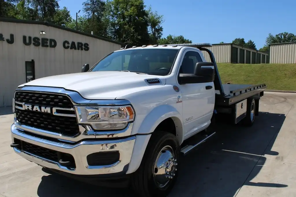 2024 RAM 5500 SLT Regular Cab LWB DRW 205" WB's photo