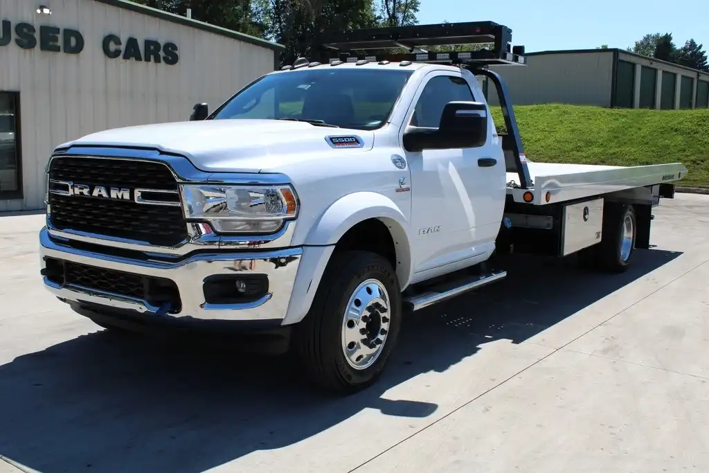 2024 RAM 5500 SLT Regular Cab LWB DRW 205" WB's photo