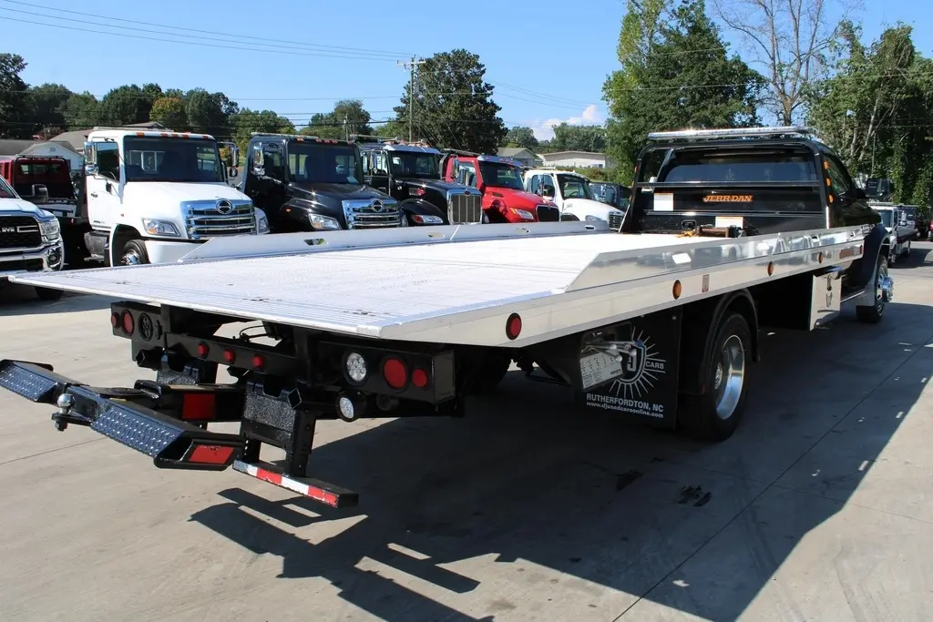 2015 RAM 5500 undefined photo 5