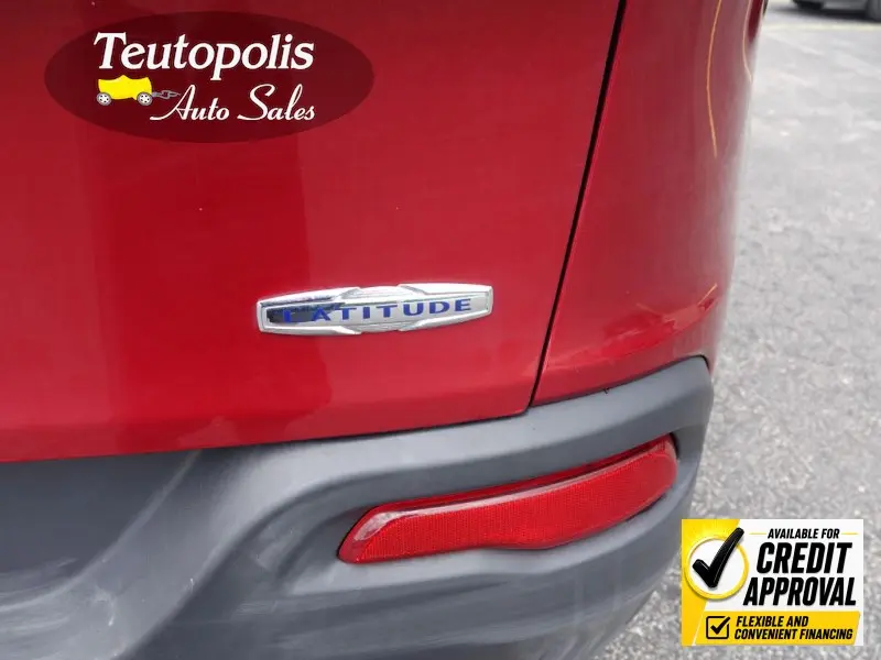 2014 Jeep Cherokee Latitude 4X4 photo 4