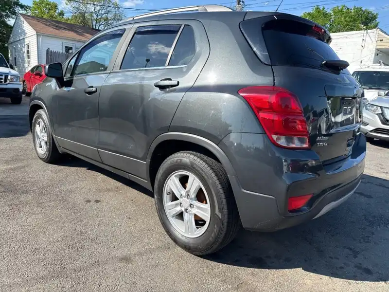 2017 Chevrolet Trax LT's photo