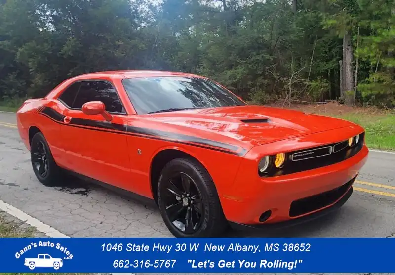 2022 Dodge Challenger SXT Auto's photo