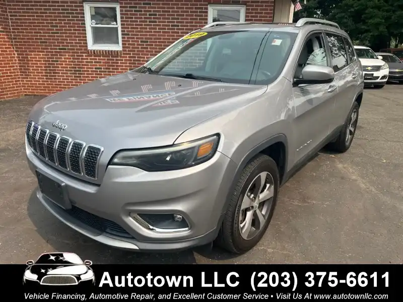 2019 Jeep Cherokee Limited 4X4's photo