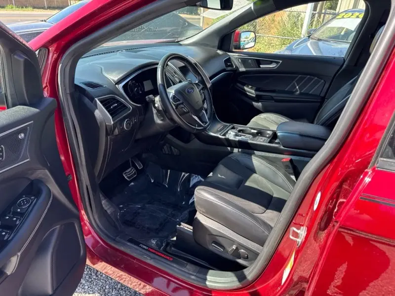 2019 Ford Edge ST AWD photo 3