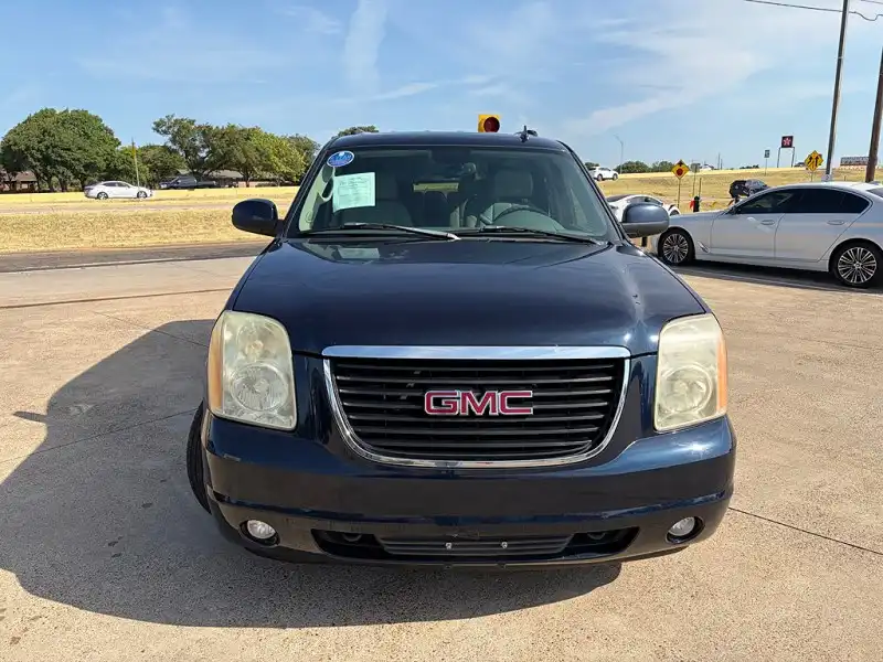 2007 GMC Yukon 4WD SLE2's photo