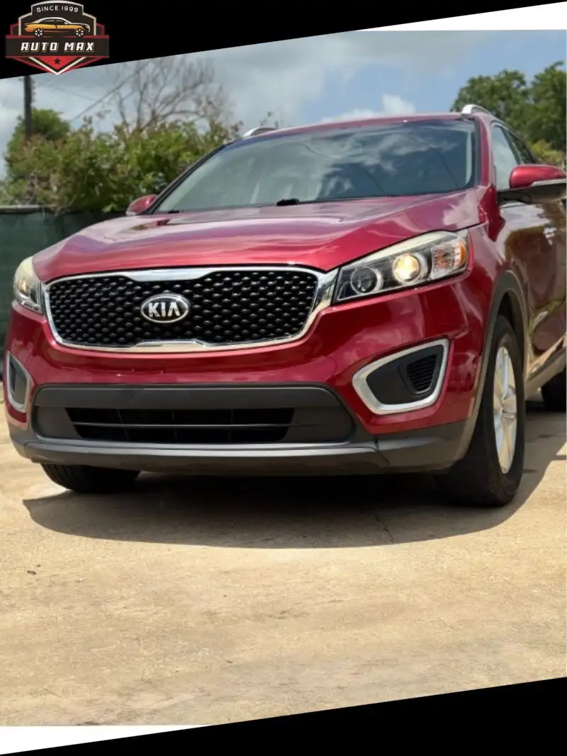 2017 Kia Sorento LX AT's photo