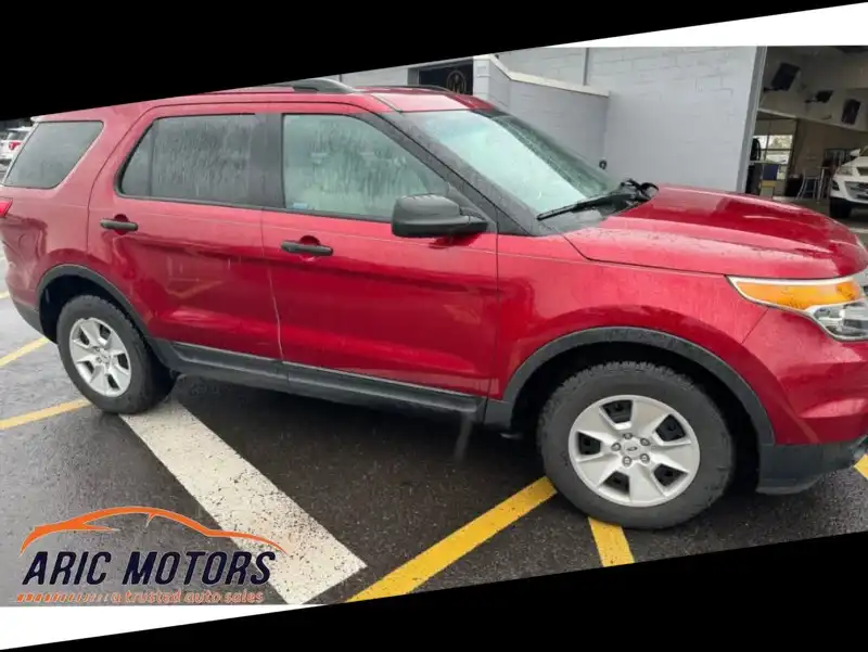 2014 Ford Explorer Base 4WD's photo