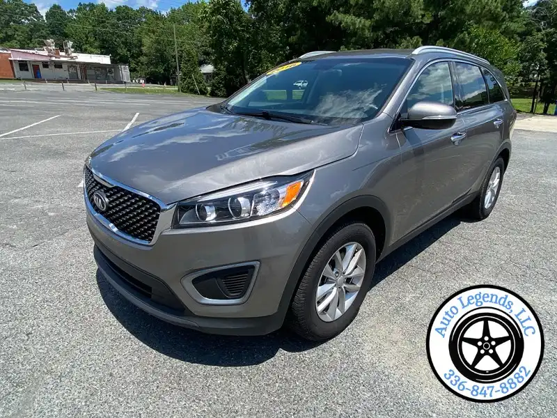 2016 Kia Sorento LX AT's photo