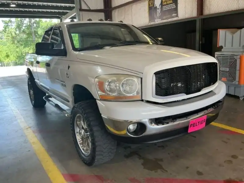 2006 Dodge Ram 2500 SLT 4X4 Quad Cab SWB's photo
