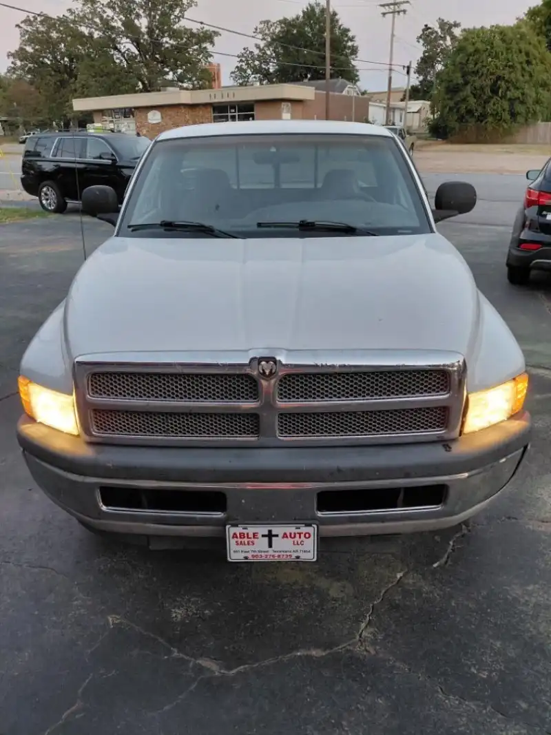 2001 Dodge Ram 1500 Regular Cab WS SWB's photo