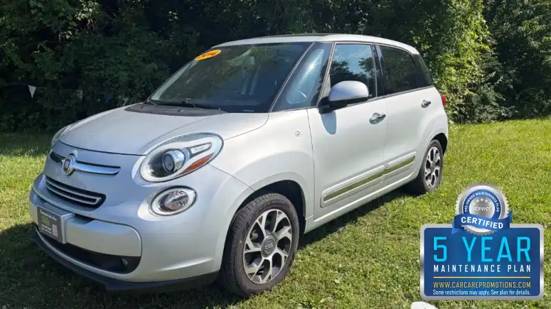 2014 FIAT 500L Lounge's photo