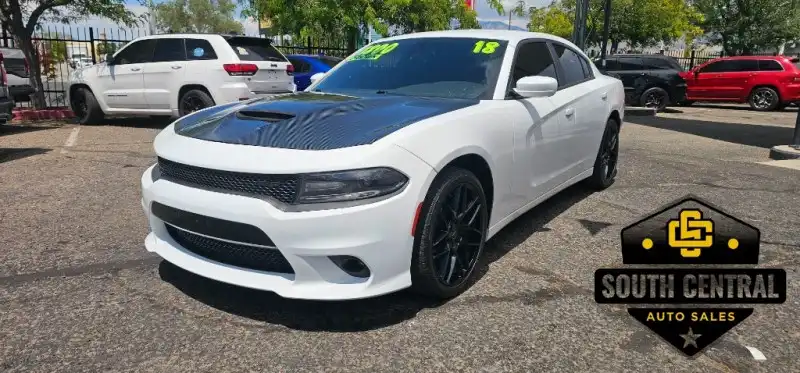 2018 Dodge Charger SXT's photo