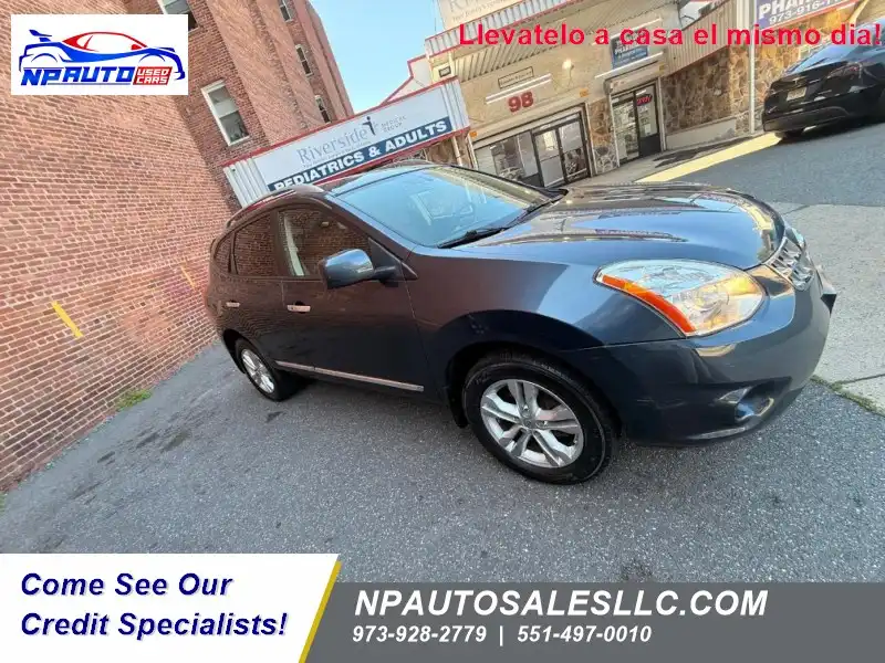 2013 Nissan Rogue SV AWD's photo
