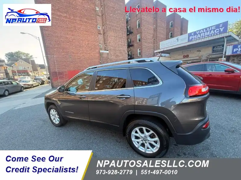 2015 Jeep Cherokee Latitude 4WD's photo
