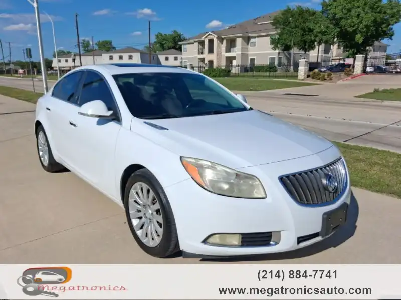 2012 Buick Regal Premium 1's photo