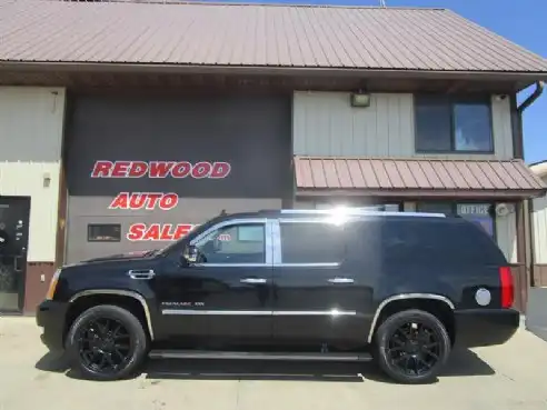 2013 Cadillac Escalade ESV AWD Platinum Edition's photo