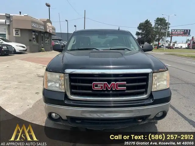 2008 GMC Sierra's photo